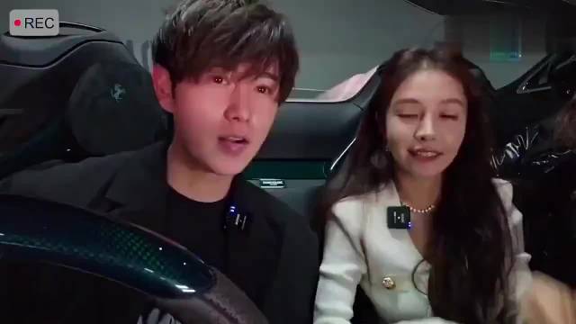 这就是传说中顶级海王和顶级海后的碰撞吗？