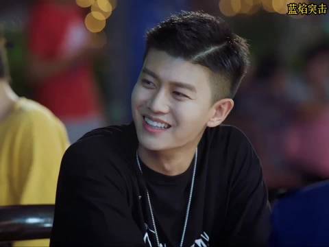 李溪成在追女孩这方面主打的就是出其不意 蓝焰突击任嘉伦陈小纭韩宇辰王硕
