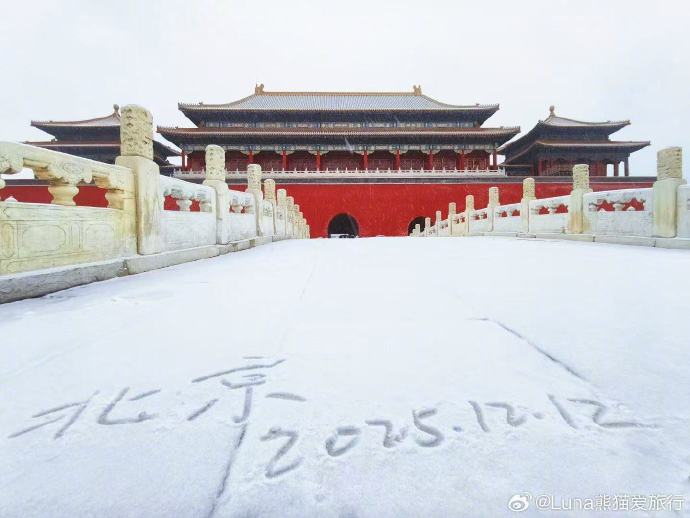 奥迪E5 Sportback巡展融合地标与科技引热议