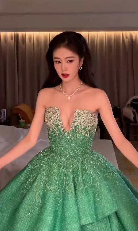 白鹿vs徐璐…好难啊 怎么办