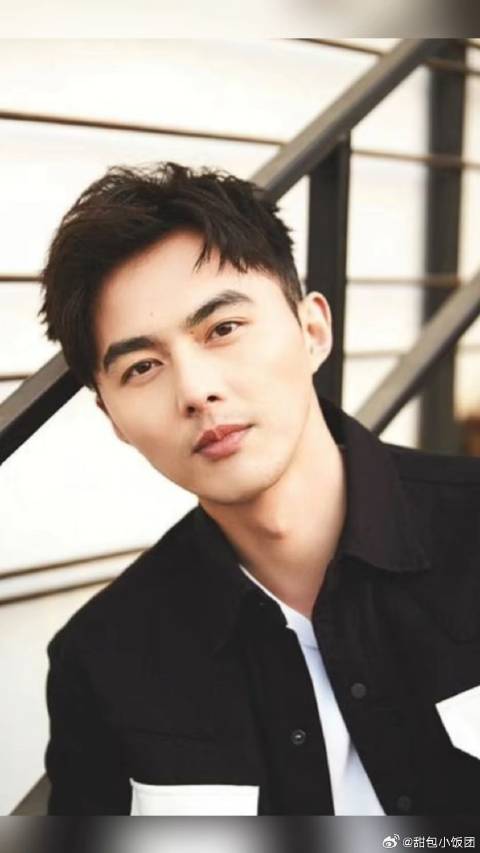 叶祖新新剧杀疯了，第一个想到让他坐轮椅的人简直是个天才