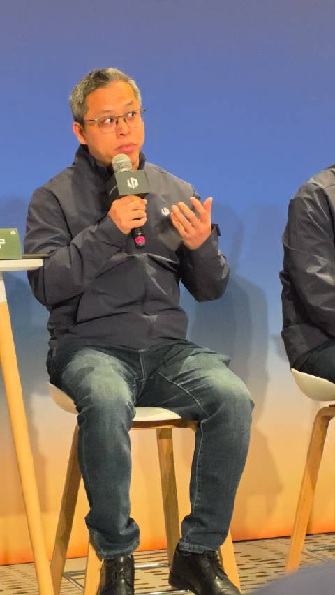 零跑汽车宣布2026年目标年销100万台，电芯储备充足