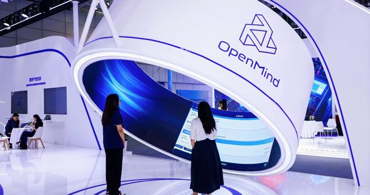 擎旗奋进 智领新程——中国一汽“十四五”转型发展观察