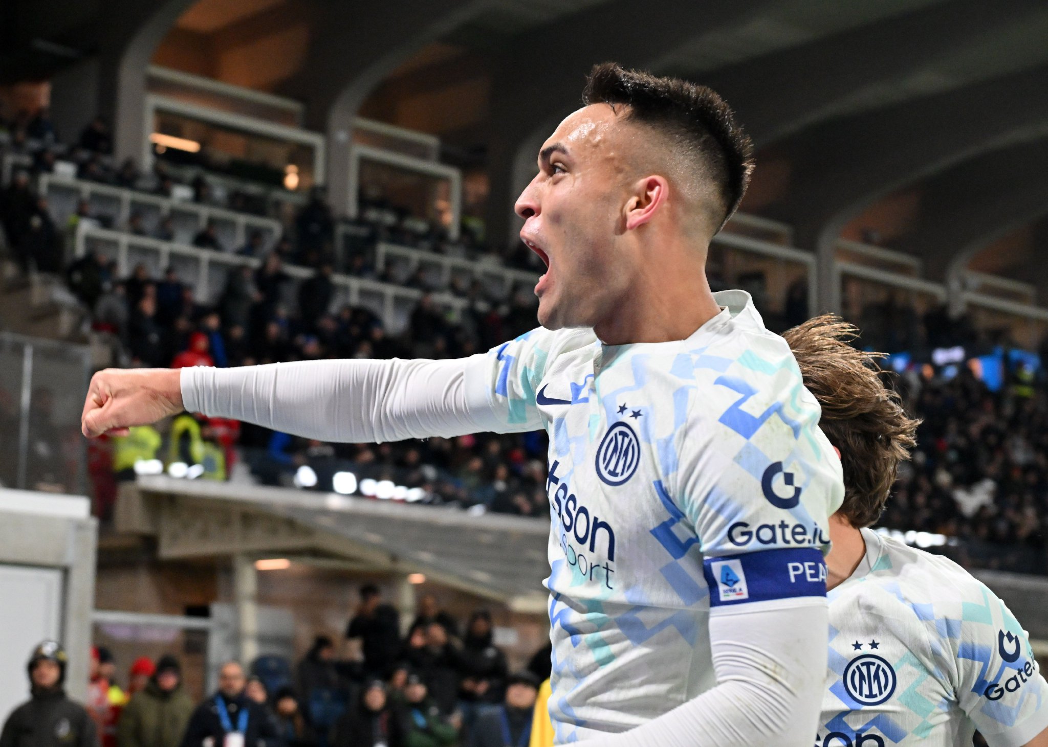 劳塔罗- 最新劳塔罗实时滚动快讯，聚合所有劳塔罗相关热门新闻快讯_新浪体育