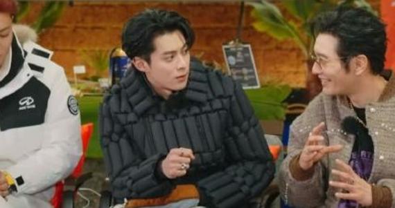 黄晓明自曝曾救过刘亦菲的命：我跳进瀑布把她救起来了