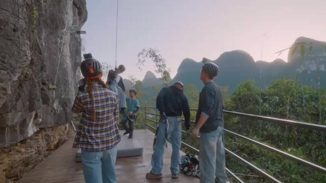 王安宇嘴上不害怕，结果下秒突然嘴瓢，金晨瞬间笑出声！丨出发3