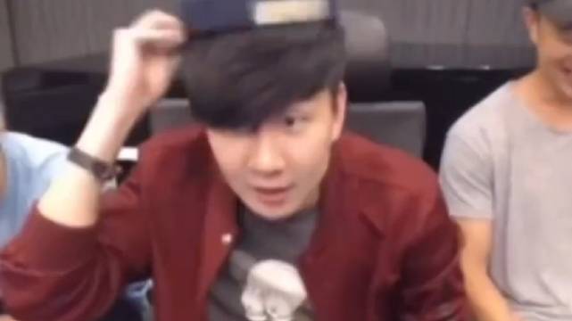 林俊杰宣布恋情