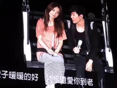 林俊杰官宣恋情，23岁女友七七获家庭认可