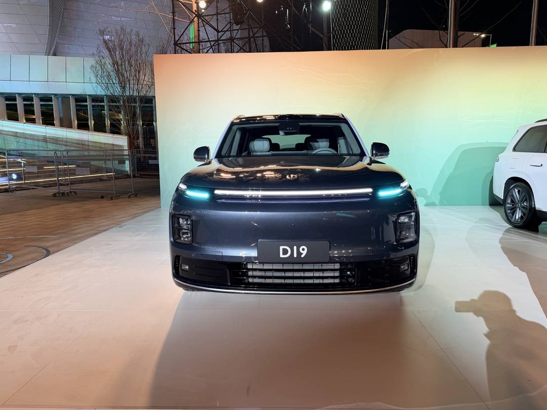 一汽37.44亿元人民币入股零跑 朱江明冲击百万销量有戏了？