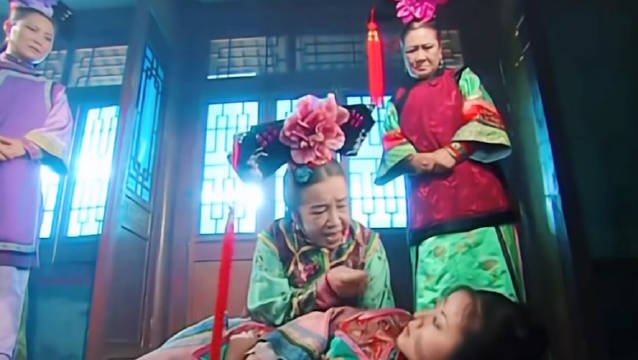 容嬷嬷扎针名场面引热议，还珠格格入驻微博