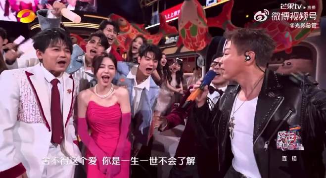 陶喆湖南卫视跨年连唱三首引回忆