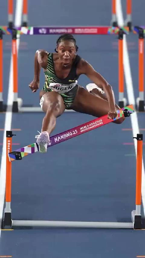 吴艳妮入选世界田联年度瞬间，称渴望再战大赛