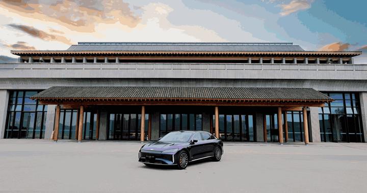 风云A9L：不聊参数，只说这台C级混动车的“色”与“质”