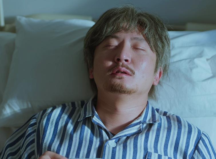 众星告别《老舅》，郭京飞4字简洁，王佳佳文艺，二胖爸妈最惊喜