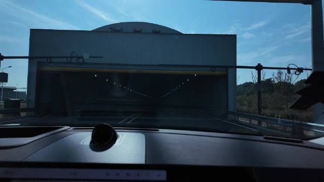 问界M9雨天AEB测试精准展现