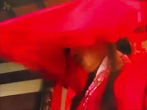 周芷若遭张无忌抛弃后继承峨眉掌门