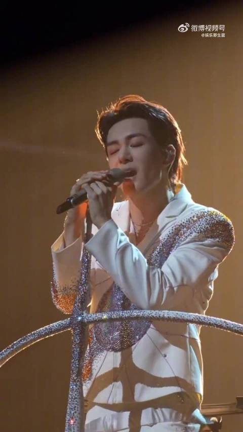 曾舜晞多部作品表现亮眼，晚会再献惊喜