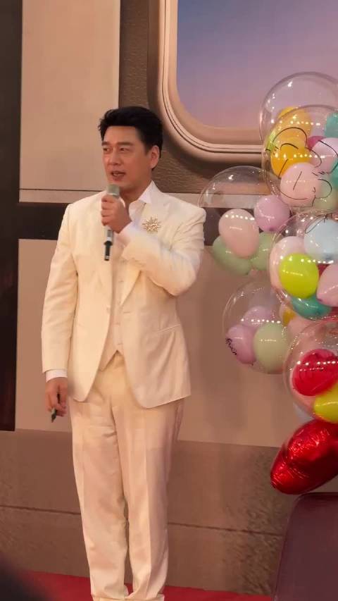 王耀庆双台跨年霸屏，央视湖南卫视同步上演个人对决