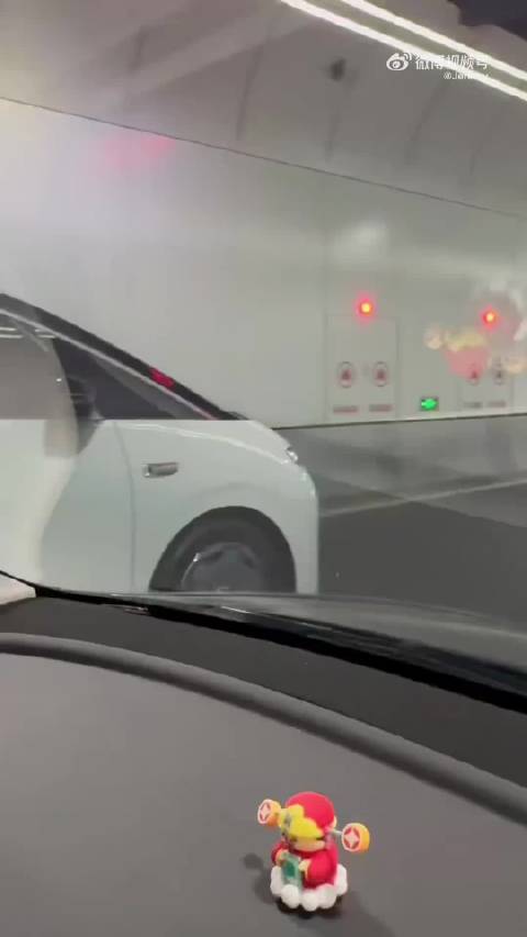 发布会完事儿就这么开回去了？btw：零跑D99帅是真帅！