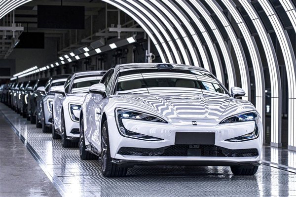 比油车还能跑！比亚迪仰望U7申报150度电池包：续航1006公里