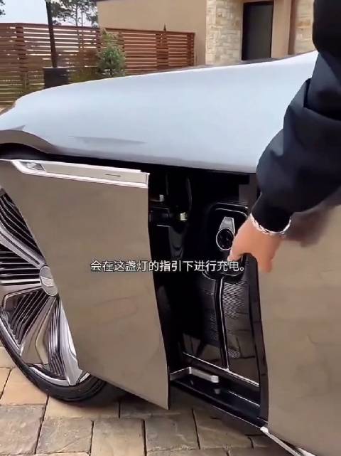 有没有车企想做变形金刚，概念车也行啊