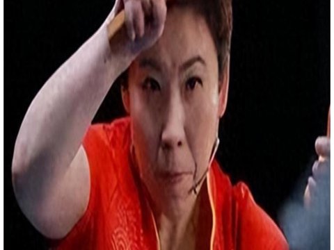 赔光20亿、给洋人下跪、国籍争议，邓亚萍身上的谣言太离谱