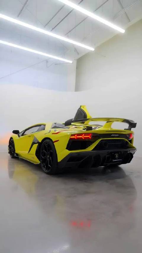 兰博基尼的声浪…吸引到你了么