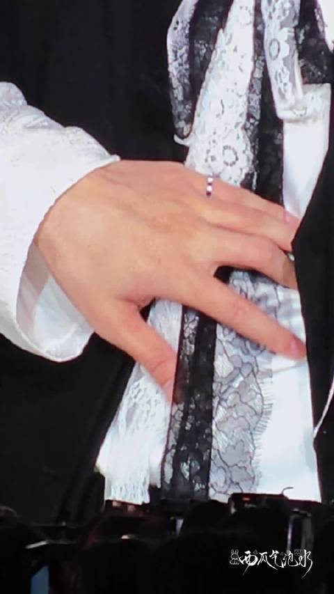 奖励彼此遇见妈妈肚子里有弟弟妹妹吗？ @江衡oc