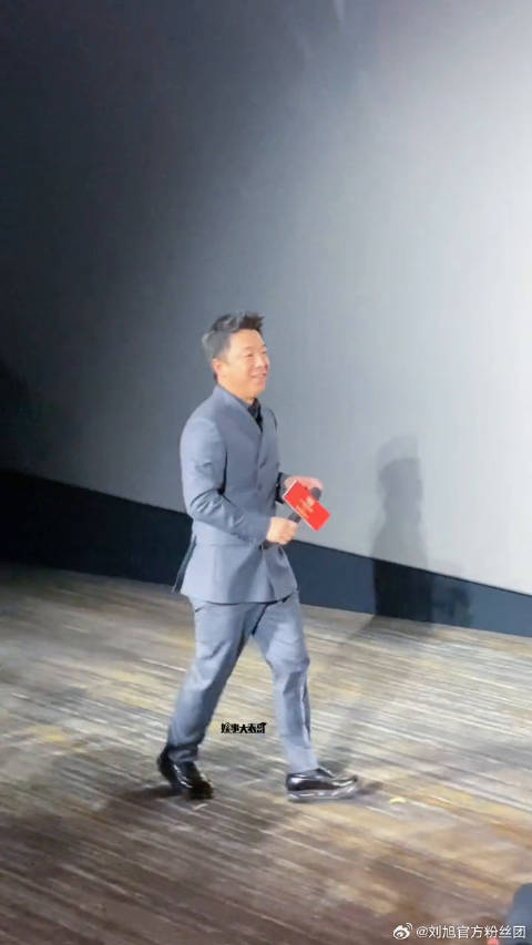 假教练真队员！三位影帝巩俐电影夺冠 弘扬女排 精神！微博VC计划