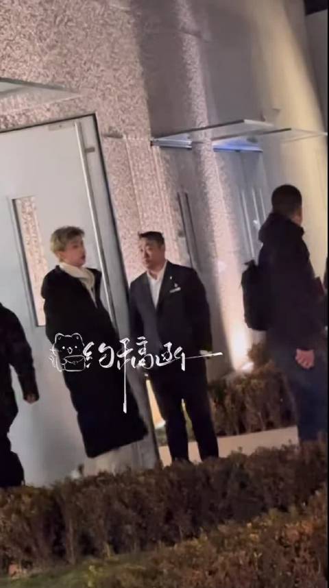 少爷坐迈巴赫下班咯～ 来源