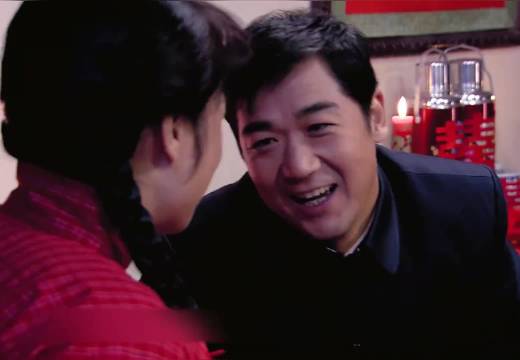 结婚还能空婚房的，第二天回娘家睡，这不知道是哪里的习俗