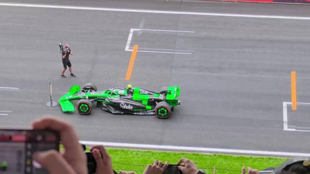 周冠宇面临储备车手席位激烈竞争，中国市场或成关键