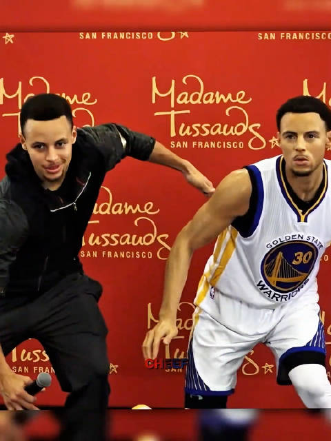 库里韦德雕像风格迥异，林书豪称与众不同