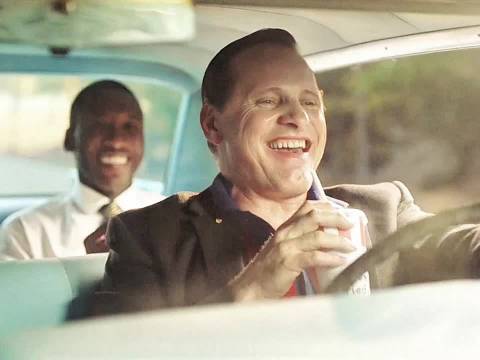 周星驰谈人生信条：做事做到极致，笑要尽情大笑