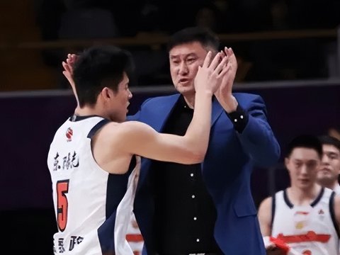 胜北控发布会！杜锋寄语其他球员站出来，崔永熙一阶段基本报销！