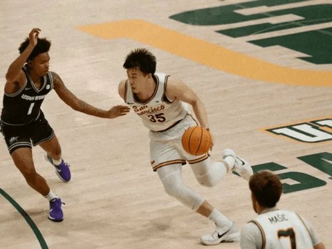 王俊杰抢疯！全场12+12，包含6个前场，但三分仍铁！赵维伦挂0！|篮板球|比赛|命中率|赛季|旧金山_新浪新闻