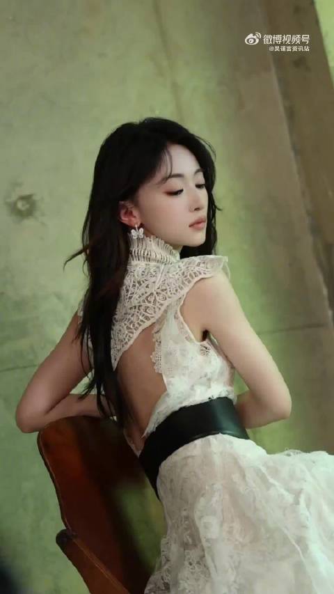 吴谨言新造型甜度超标，从飒姐到甜妹风格转变惊艳