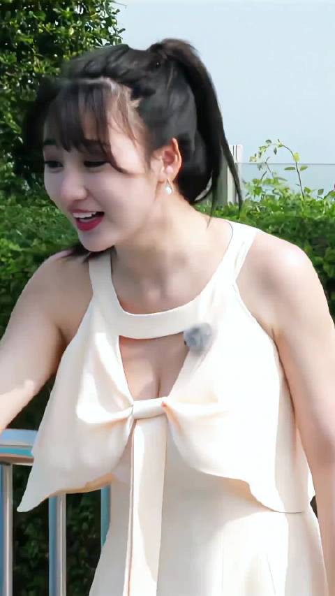 柳岩 燕子，没有你，我可怎么活呀