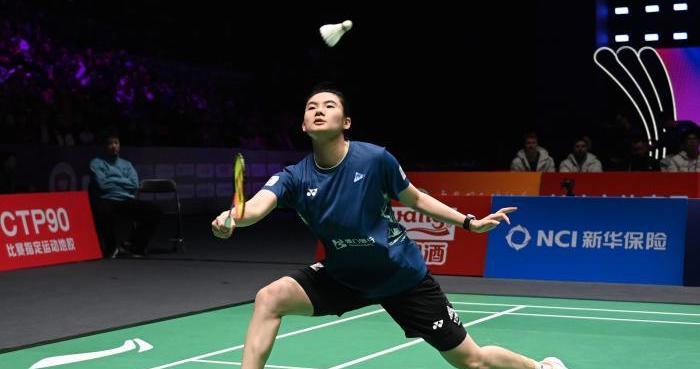 厦门银行队夺得2025-2026羽超联赛冠军