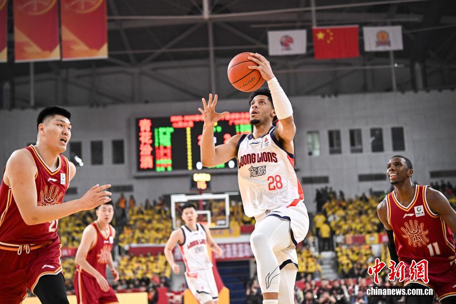 CBA常规赛：山西汾酒不敌广州朗肽海本|中国男子篮球职业联赛|职业联赛|男子篮球|太原|篮球职业联赛_新浪新闻