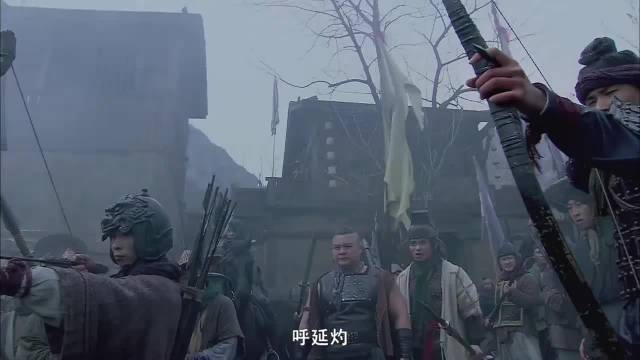 水浒传： 请呼延灼吃酒，没想反过来打自己，周通气炸应战！