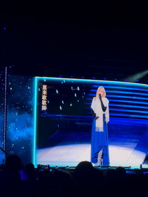 梁静茹厦门演唱会唱响《住在心里的人》，隔辈亲引闽南人共鸣