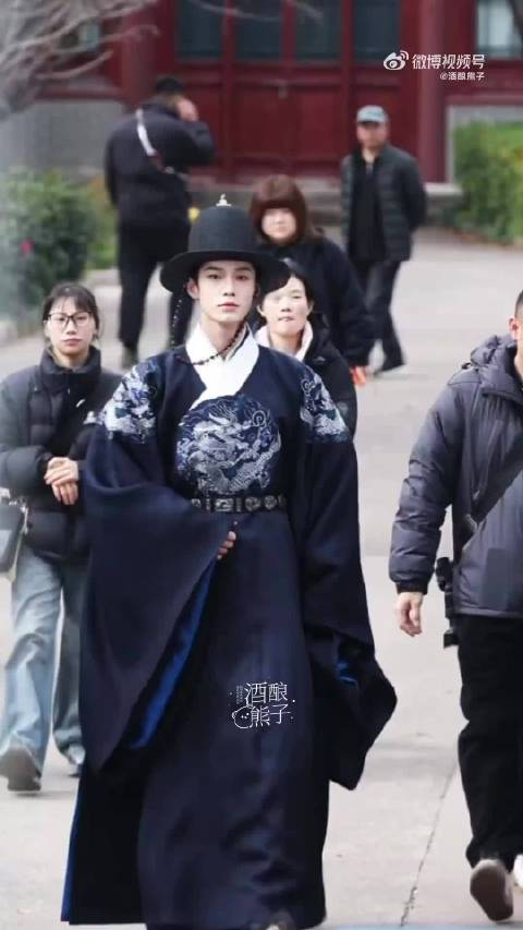 何与《窈窈有期》造型合集，这个明制还不错捏