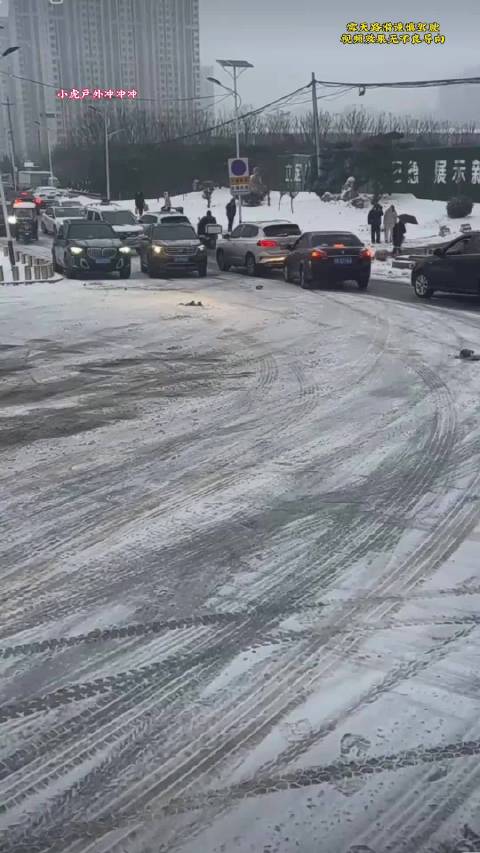 宝马x5雪地大挑战，这是哪里出问题了呢？