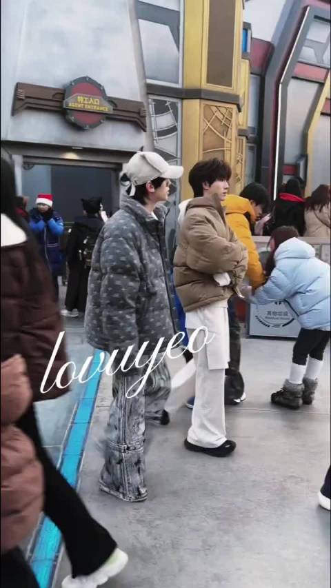 北京环球影城变形金刚火种源争夺战首曝