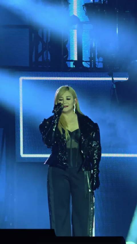 等下，这是梁静茹？