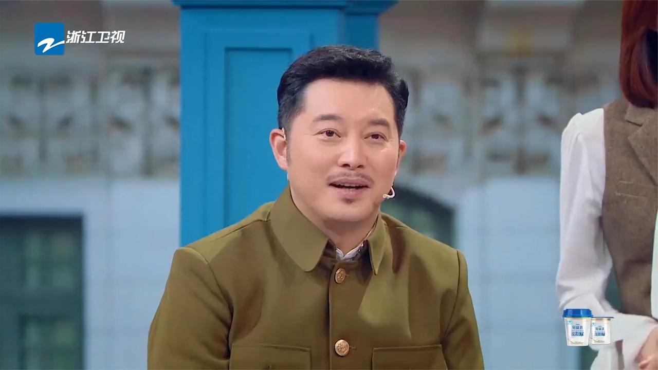 王牌家族戏精上身，浮夸派演技迷惑对手，全都得了腾哥“真传”