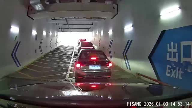 网友: 前边手动挡朗逸车主：教练 我今生不亏欠你了