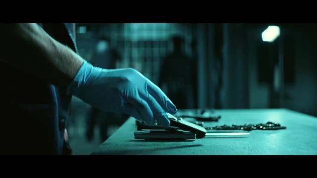 诺兰《黑暗骑士》首度隐去蝙蝠侠片名