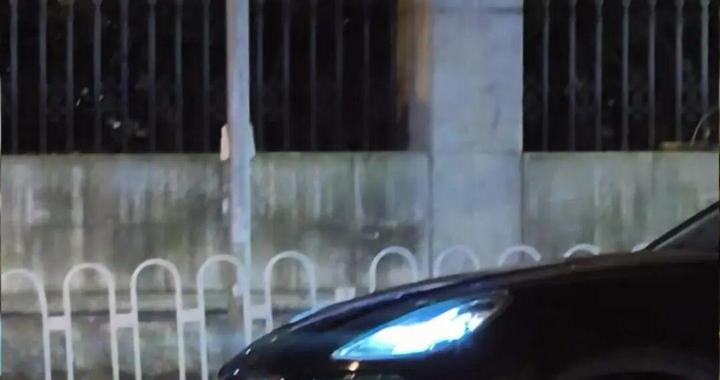 女子0.1元在武汉打网约车坐上保时捷卡宴，平台：乘客不能指定车型或品牌，偶然碰到高档车是有可能的